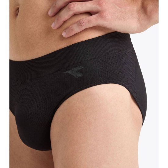 DIADORA - Slip Brief Stratozero donna