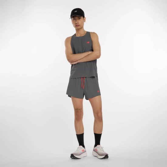 NEW BALANCE - Pantaloncino RC ultraleggero con spacchi 3\" uomo