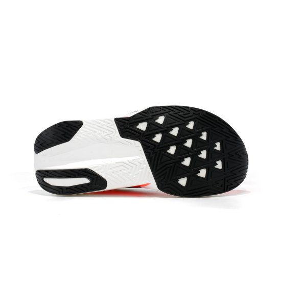 NEW BALANCE - FuelCell Rebel v5 uomo