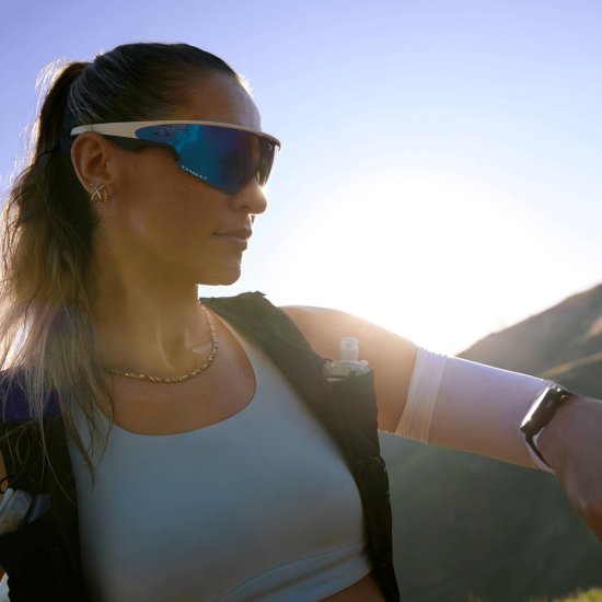 OAKLEY - Occhiali da sole Meta Vanguard