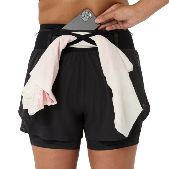 ASICS - Short Fujitrail Elite donna