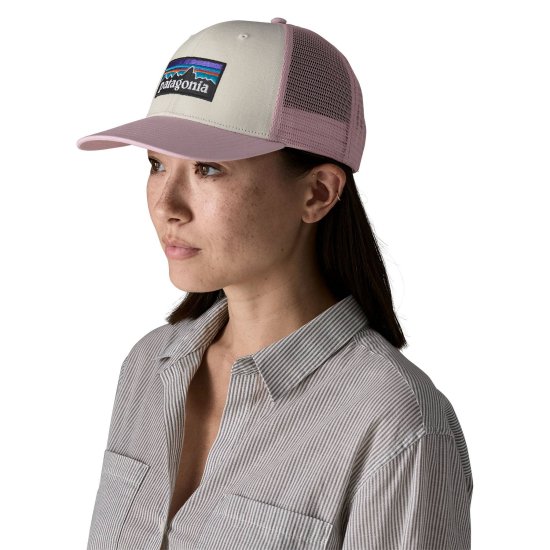 PATAGONIA - CAPPELLINO TRUCKER P-6 CON LOGO