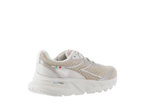 DIADORA - MYTHOS BLUSHIELD VOLO HIP DONNA