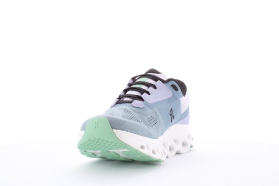 ON - CLOUDSTRATUS 3 DONNA