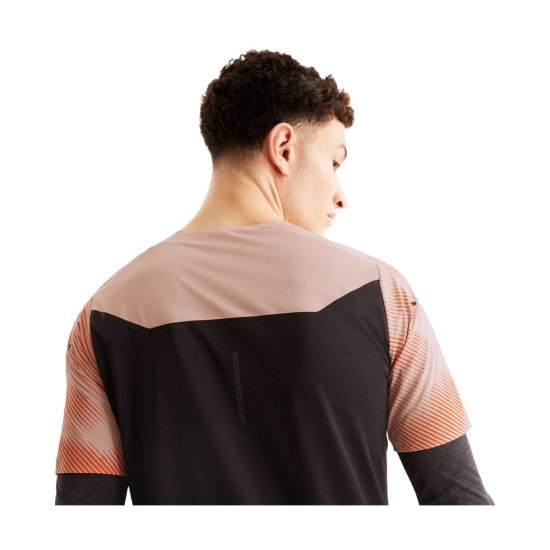 ON - T-SHIRT MANICHE CORTE PERFORMANCE LUMOS UOMO