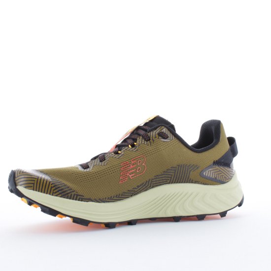 NEW BALANCE - FUELCELL SUMMIT UNKNOWN V4 UOMO