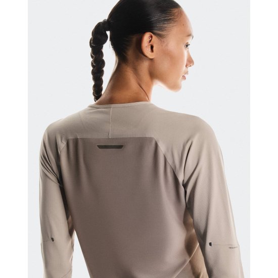 ON - T-SHIRT PERFORMANCE MANICHE LUNGHE DONNA