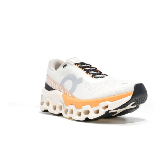 ON - CLOUDMONSTER 2 DONNA